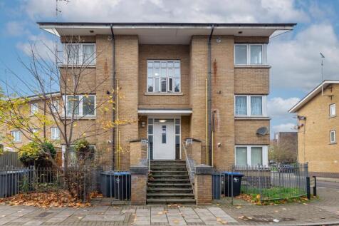 Flat 15 Chapel Close, Willesden, London, NW10 2DL