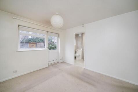 81 Willowhayne Drive, Walton-on-Thames, KT12 2NP