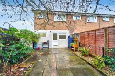 81 Willowhayne Drive, Walton-on-Thames, KT12 2NP