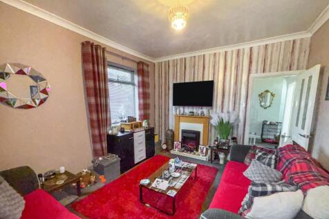 8 Walnut Avenue, Wigan WN1 3XE