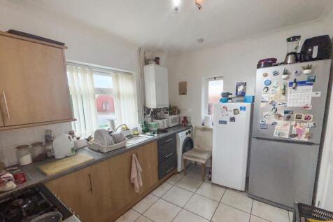 5 Walnut Avenue, Wigan WN1 3XE