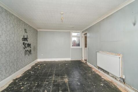 78 Leaside, Halton Brook, Runcorn, Cheshire, WA7 2NH