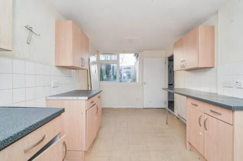 78 Leaside, Halton Brook, Runcorn, Cheshire, WA7 2NH