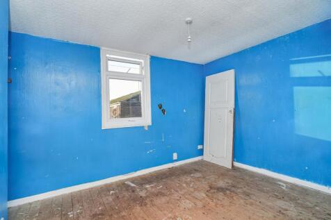 78 Leaside, Halton Brook, Runcorn, Cheshire, WA7 2NH