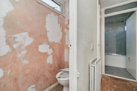 78 Leaside, Halton Brook, Runcorn, Cheshire, WA7 2NH