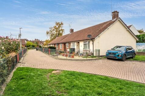 8 Honey Mead, Calne, Wiltshire, SN11 8BH