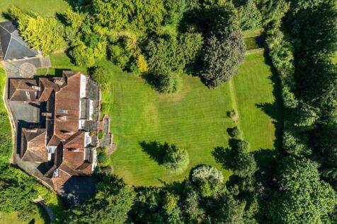 Sowberry Court, Moulsford, Wallingford, Oxfordshire OX10 9JG