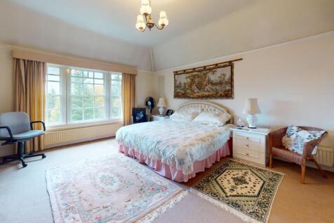 Sowberry Court, Moulsford, Wallingford, Oxfordshire OX10 9JG