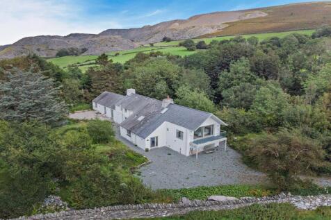 Copp Cross, Kirkby-In-Furness LA17 7XZ