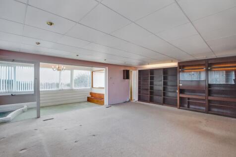 53 The Bowls, Chigwell, Essex, IG7 6ND