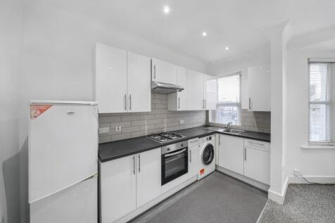 First Floor Flat, 47a Lower Boston Road, Hanwell, London, W7 3TP