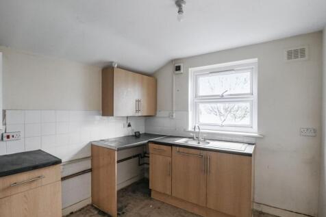 Flat B, 6 Palmerston Road, Forest Gate, London E7 8BH