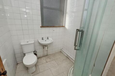 11 The Rise, Palmers Green, London N13 5LF