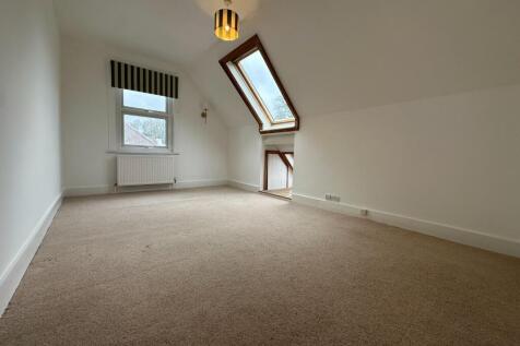 6 Birdhurst Gardens, South Croydon, Surrey, CR2 7DT