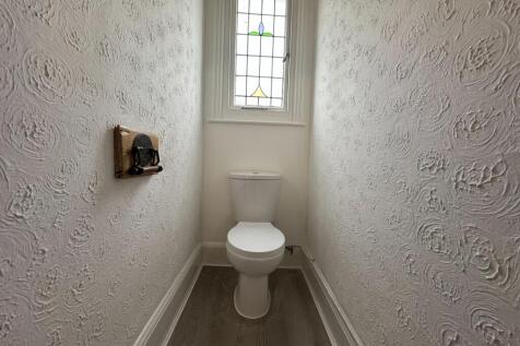 6 Birdhurst Gardens, South Croydon, Surrey, CR2 7DT