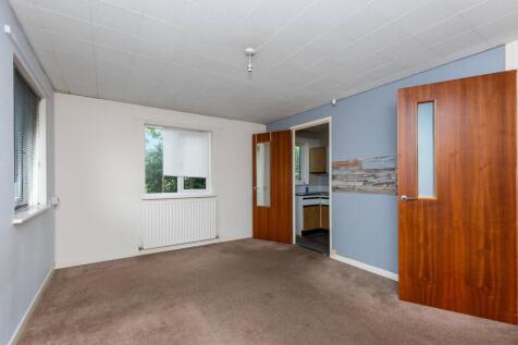 Verdon Court, Bishops Orchard, Farnham Royal, Slough SL2 3AB