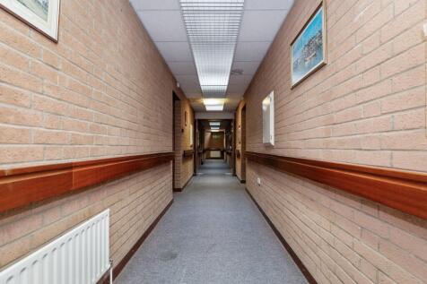 Verdon Court, Bishops Orchard, Farnham Royal, Slough SL2 3AB