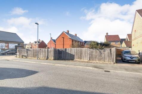 Land opposite Stotfold Library, Valerian Way, Stotfold, SG5 4NL