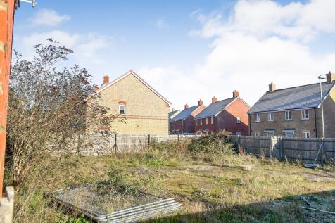 Land opposite Stotfold Library, Valerian Way, Stotfold, SG5 4NL