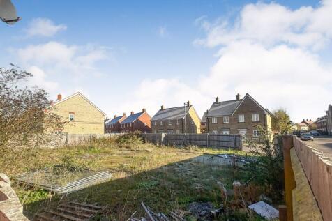 Land opposite Stotfold Library, Valerian Way, Stotfold, SG5 4NL