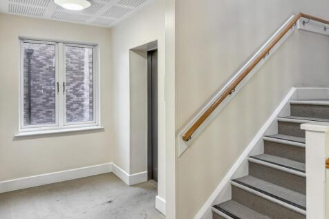 Flat 6, 250 High Street, Birmingham, West Midlands, B17 9PT