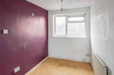 88 Allington Way, Chippenham, Wiltshire, SN14 0JU