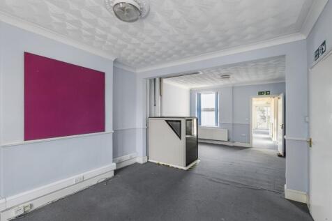 52 Westfield Road, Bletchley, MK2 2RB