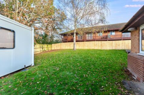 4 Woodhouse Court, Stantonbury, Milton Keynes MK14 6GB