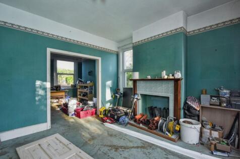 1 ,1A, 2 Mount Zion Benfleet  Essex SS7 2AR