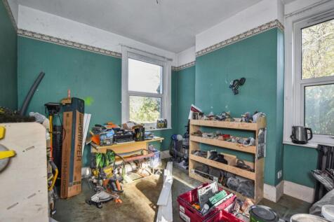 1 ,1A, 2 Mount Zion Benfleet  Essex SS7 2AR