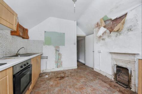 249 Lichfield Road, Mere Green, Sutton Coldfield B74 2XD