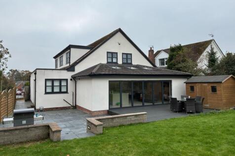 22 Villiers Crescent, Eccleston, St Helens, WA10 5HW