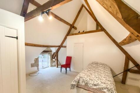 Henley Court Stables, Henley Lane, Box, Wiltshire SN13 8BX