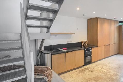 46a Rainham Road, Kensel Green, London NW10 5DG