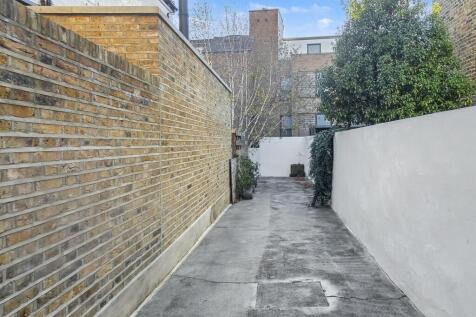 46a Rainham Road, Kensel Green, London NW10 5DG