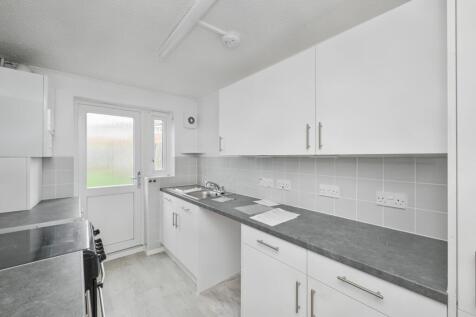 5 Milton Dene, Hemel Hempstead HP2 7PE