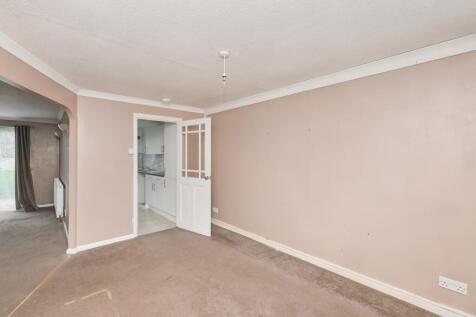 5 Milton Dene, Hemel Hempstead HP2 7PE