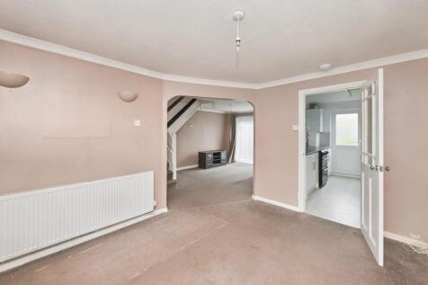 5 Milton Dene, Hemel Hempstead HP2 7PE