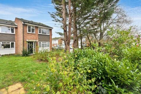 24 Milton Dene, Hemel Hempstead, HP2 7PE