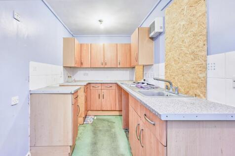 4 &amp; 6 Meadowview Cottages, Cold Christmas Lane, Hertfordshire, SG12 7SW