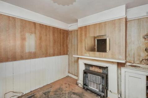 6 Tramway Avenue, Edmonton, N9 8PE