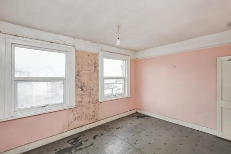 6 Tramway Avenue, Edmonton, N9 8PE