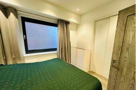 Flat 14, 5 Bath Road, Slough, Berkshire, SL1 3FX