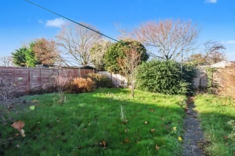 77 Harris Crescent, Needingworth, St. Ives, Cambridgeshire PE27 4TE