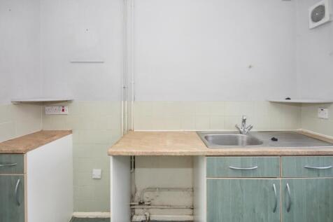 77 Harris Crescent, Needingworth, St. Ives, Cambridgeshire PE27 4TE