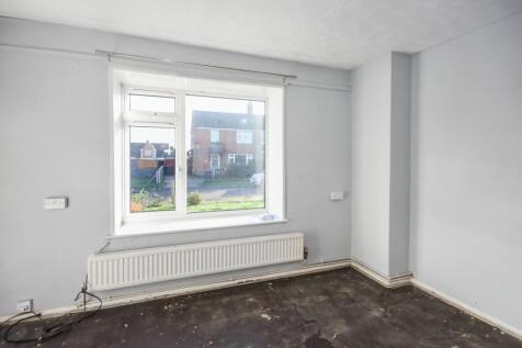 77 Harris Crescent, Needingworth, St. Ives, Cambridgeshire PE27 4TE