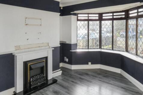 58 York Road, North Hull Estate, Hull, East Yorkshire, HU6 9RA