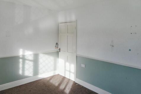 58 York Road, North Hull Estate, Hull, East Yorkshire, HU6 9RA