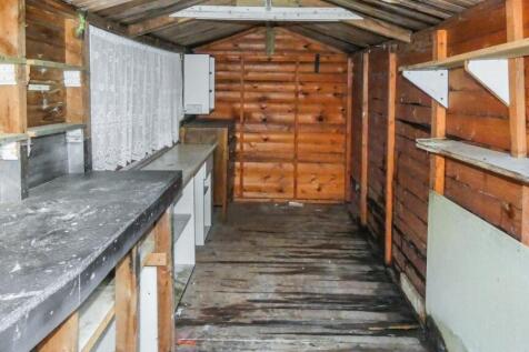 58 York Road, North Hull Estate, Hull, East Yorkshire, HU6 9RA