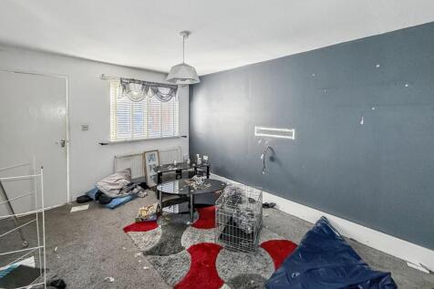 4 Eastbourne Gardens, Cramlington, Northumberland, NE23 8JW